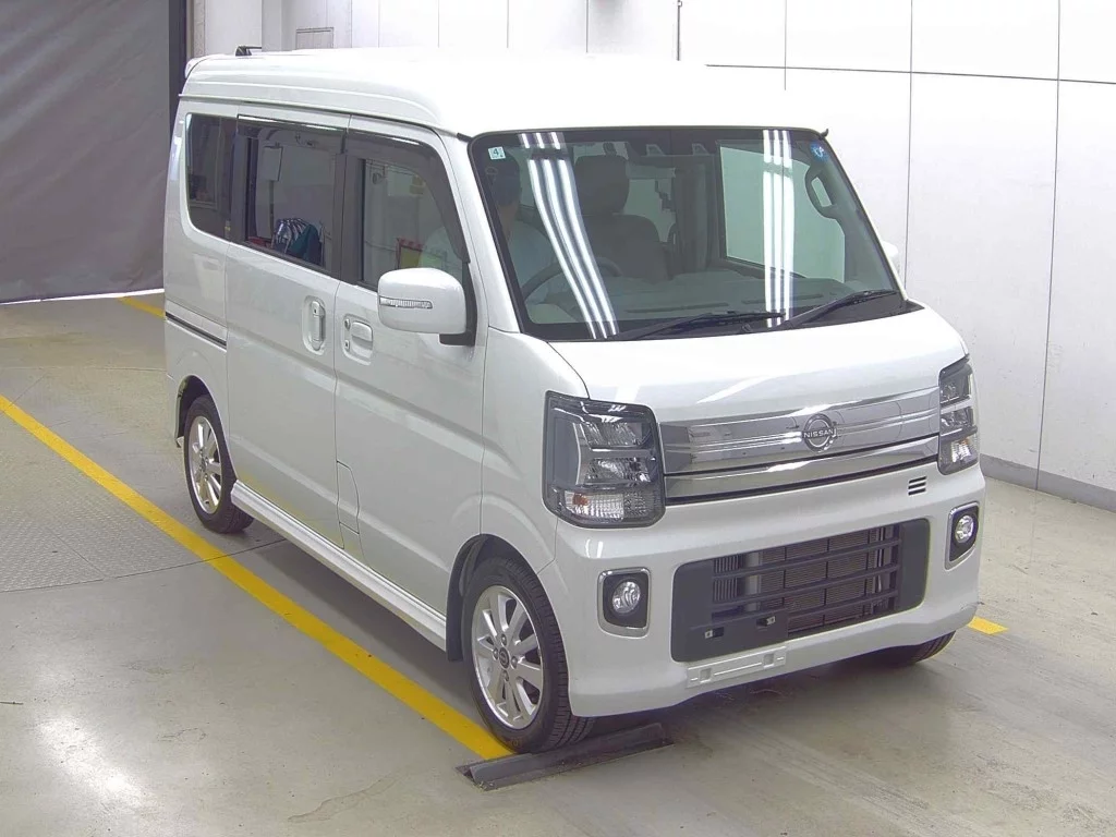 Nissan NV100 Clipper Rio DR17W 2024